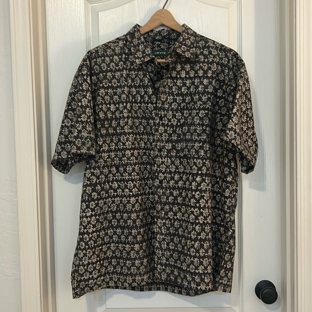 Orvis Black and White Casual Button Down Shirt